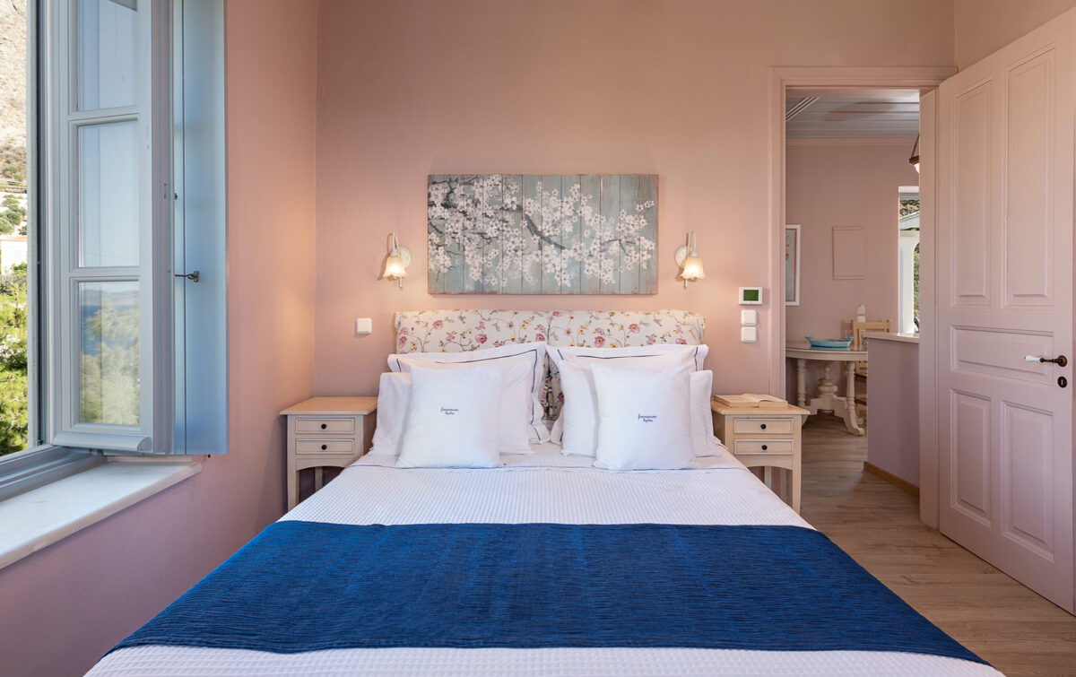 Image - Four Seasons