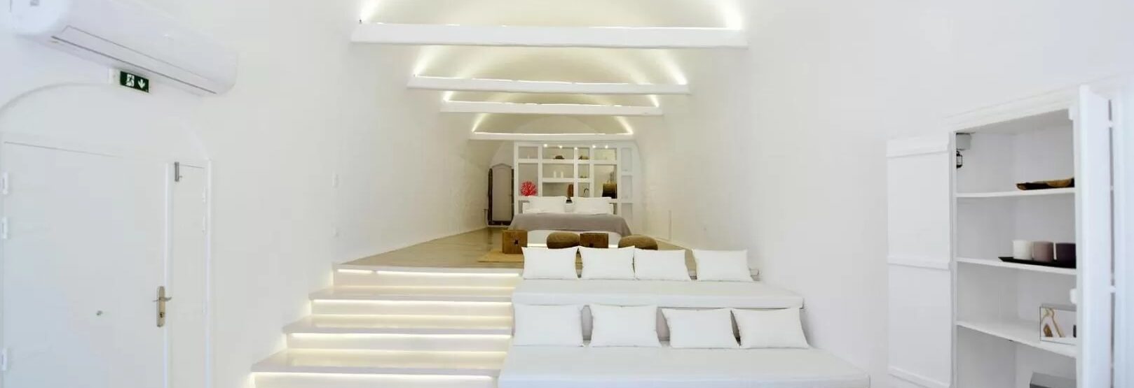 Image - Hydra hospitality port apartment