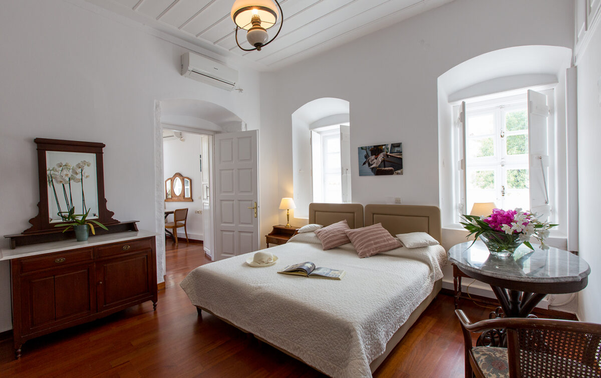 Image - Miranda Hotel